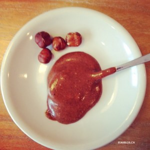 selbstgemachte Nutella Nussbutter